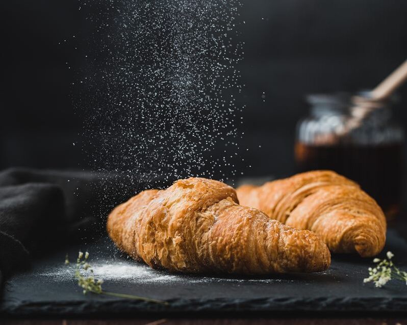 From the diet of patients with diabetes, it is necessary to exclude hot pastries